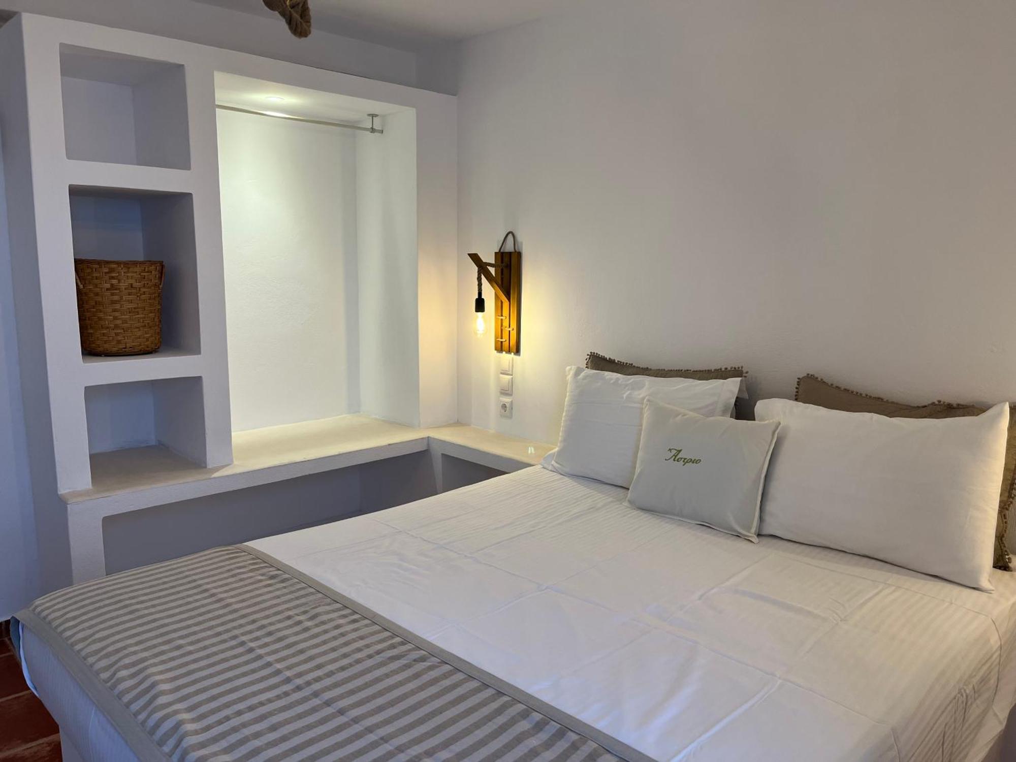 Astrio Suites Livadi  Buitenkant foto